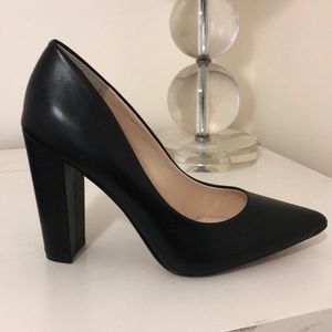 Jessica Simpson tall black pumps (JS-Tolli)
